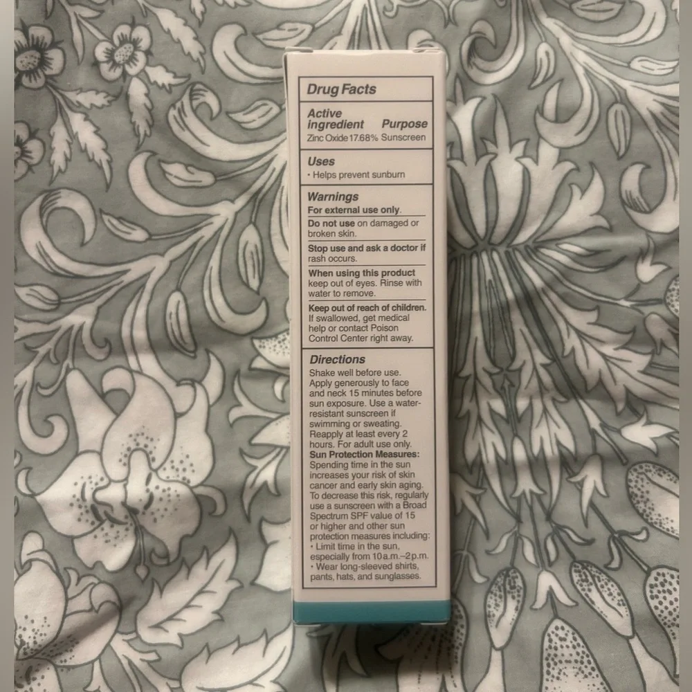 Biossance Squalane + Zinc Sheer Mineral Sunscreen - Picture 4 of 6